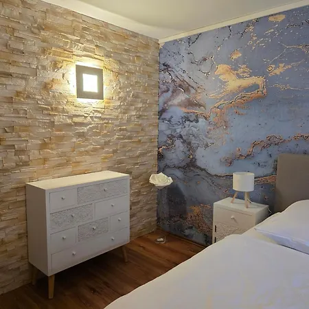 Feuriger Felix Mit Kamin Und Garten In Ruhiger Waldrandlage Apartamento