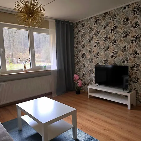 Feuriger Felix Mit Kamin Und Garten In Ruhiger Waldrandlage Marburg