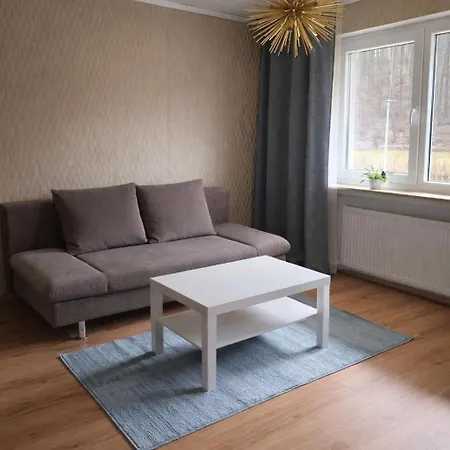 아파트 Feuriger Felix Mit Kamin Und Garten In Ruhiger Waldrandlage